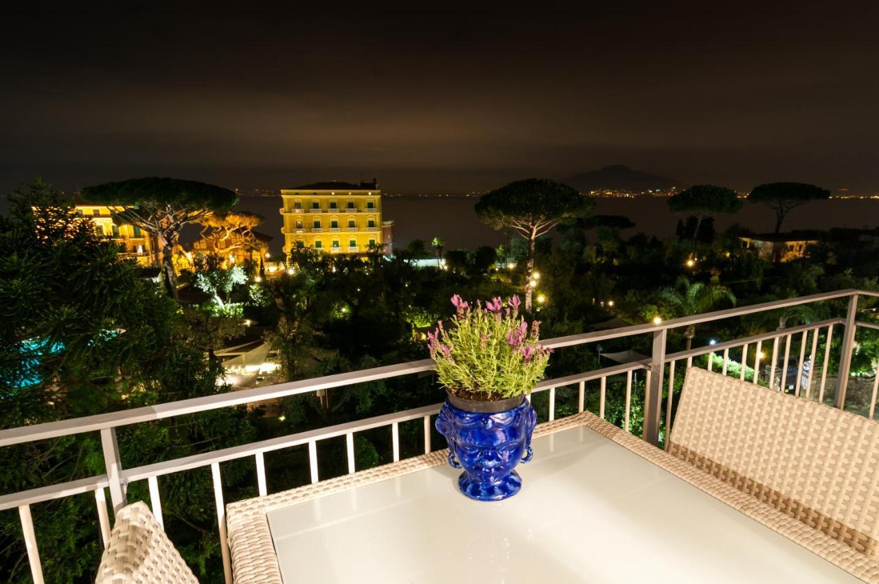 Eden Suite Sorrento Exterior photo