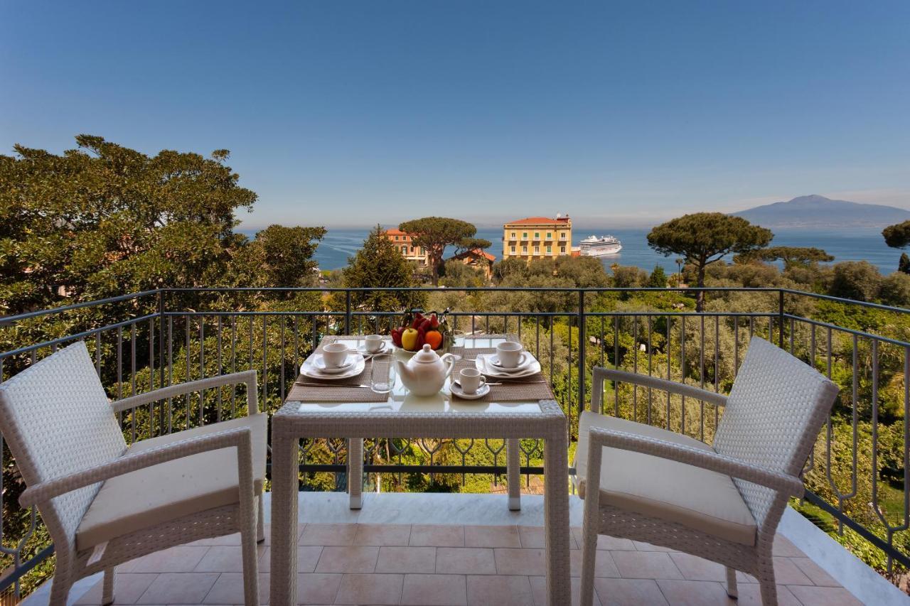Eden Suite Sorrento Exterior photo
