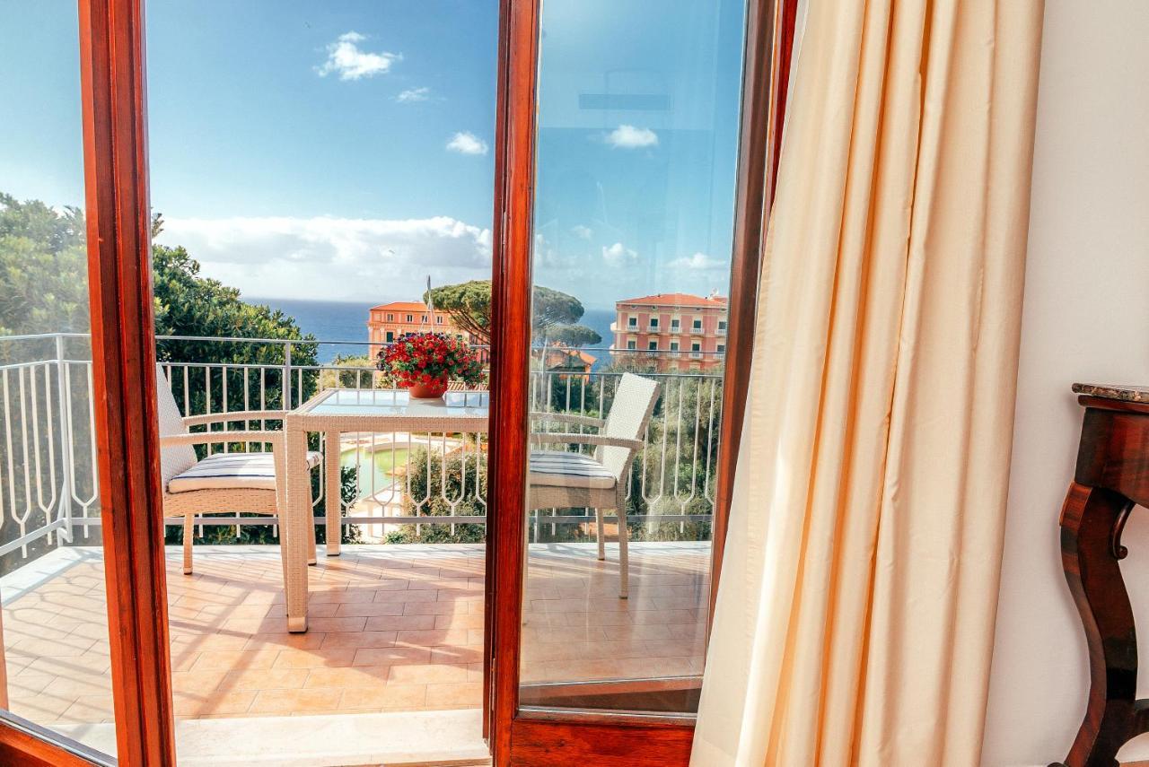 Eden Suite Sorrento Exterior photo